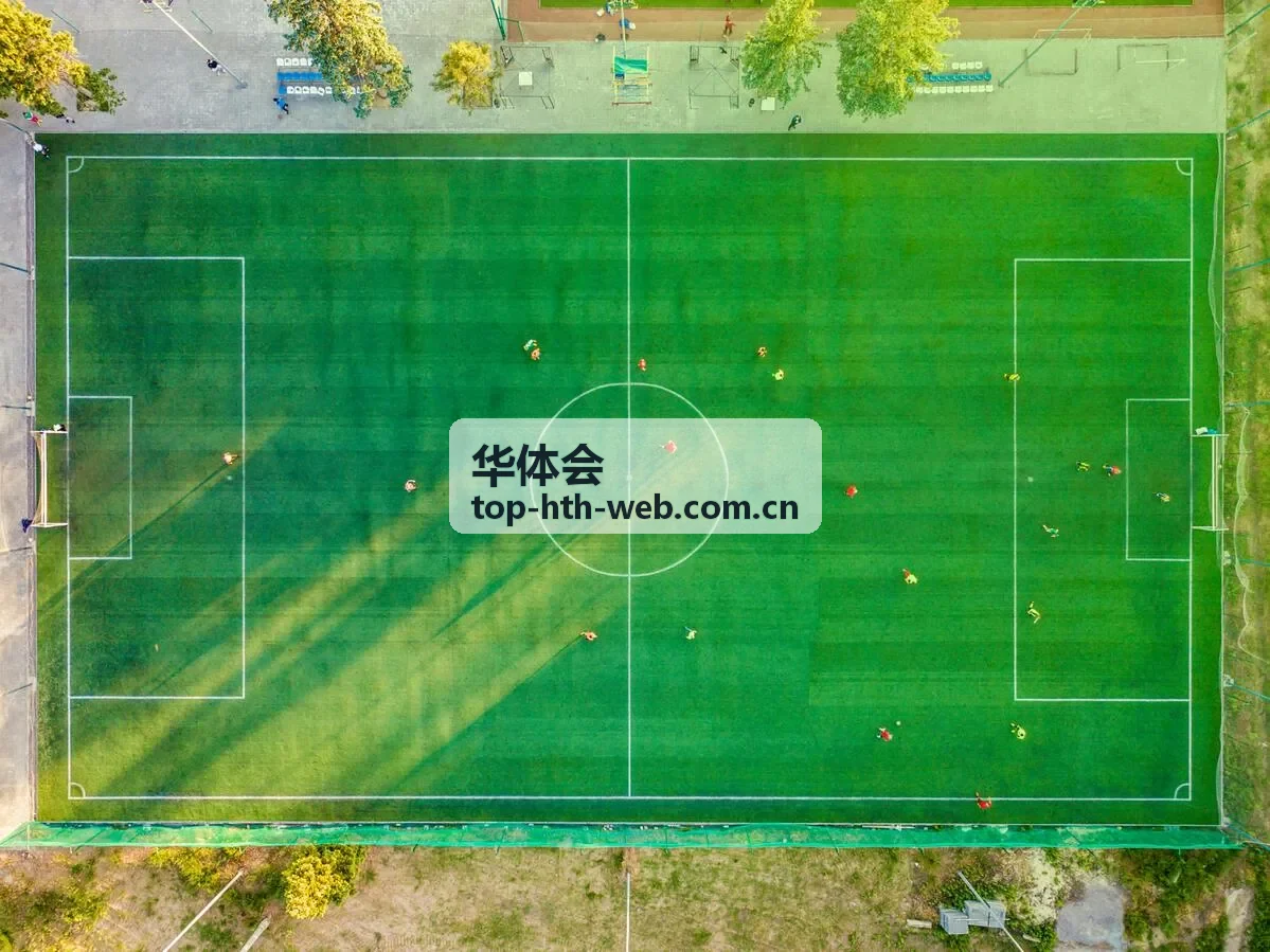 华体会精选西甲皇马对阵巴萨赛事封面